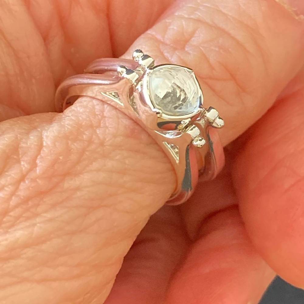 Avon Jewelry, Inverting Cocktail SilverTone Pave/Faceted Rhinestone 8 Ring R-2 - Picture 10 of 12